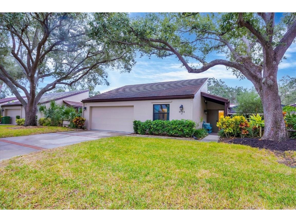 3714 Glen Oaks Manor Drive Sarasota FL 34232 A4670977 image7