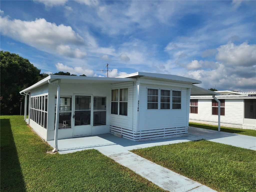 37140 Sandra Avenue Zephyrhills FL 33542 T3550217 image1