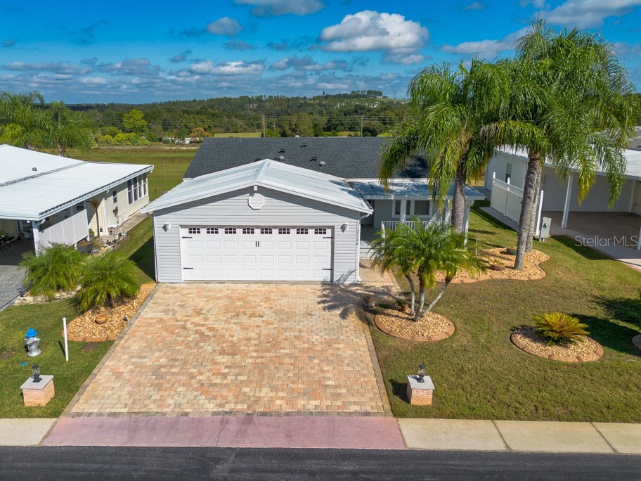 37142 Neukom Avenue Zephyrhills FL 33541 TB8443724 image1