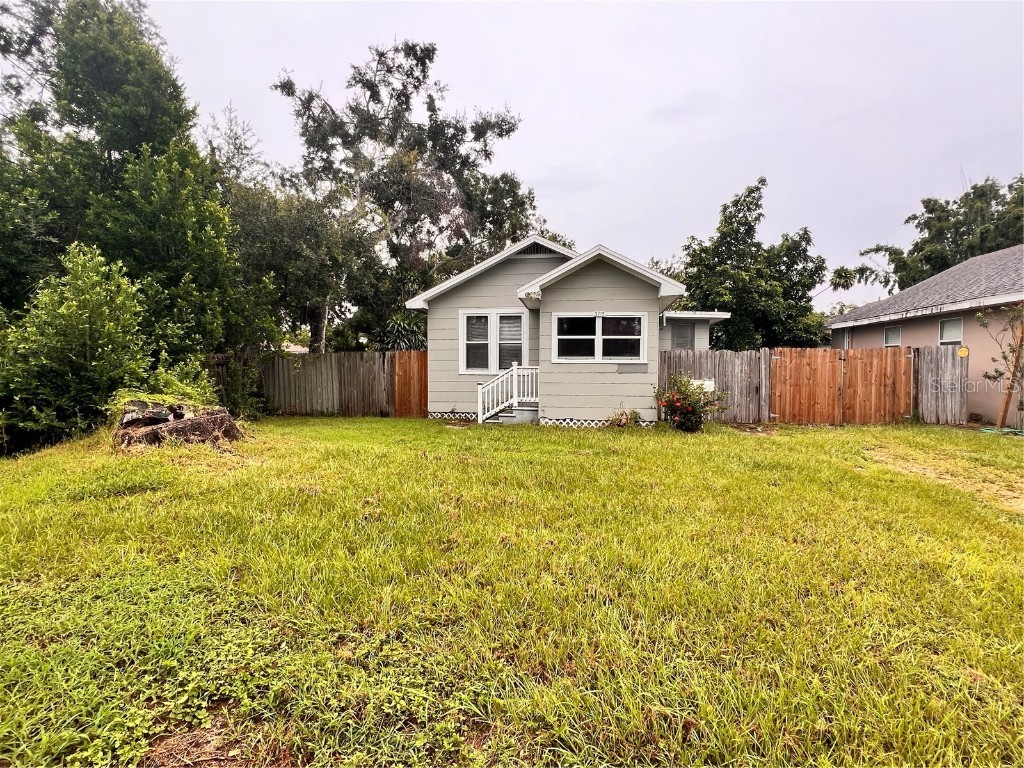 3715 14th Street N Saint Petersburg FL 33704 TB8425570 image1