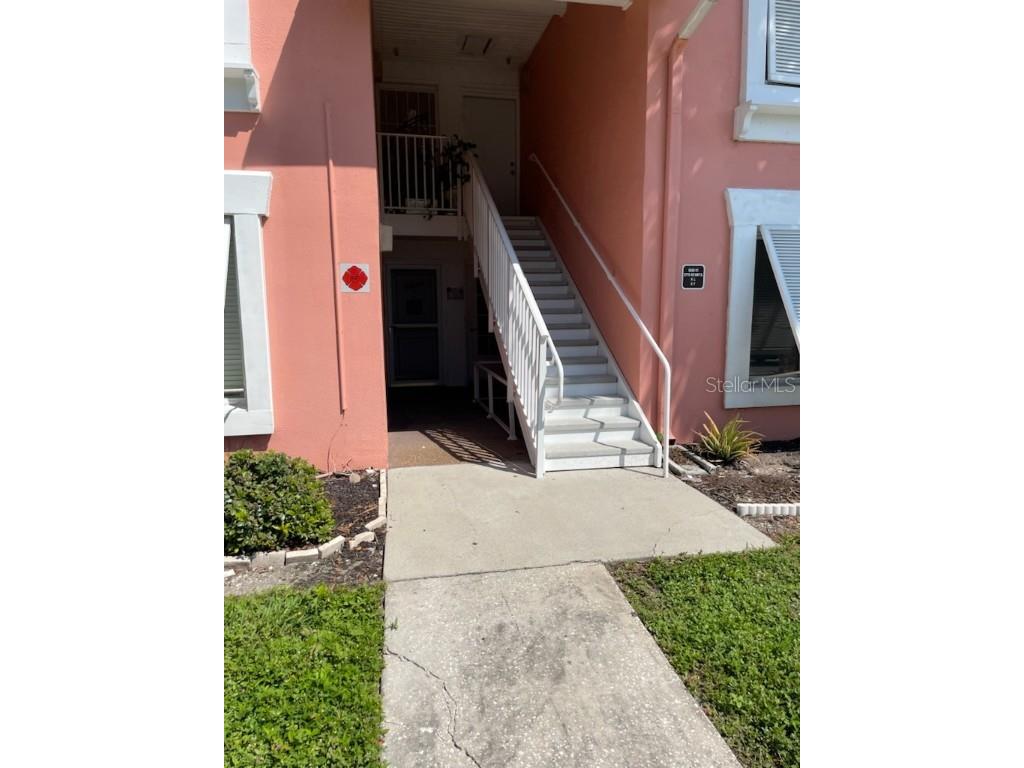 3715 42nd Way S #F Saint Petersburg FL 33711 TB8411638 image2