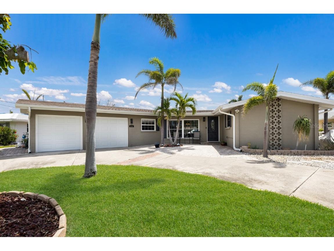 3715 Bamboo Terrace Bradenton FL 34210 - PALMA SOLA BAY A4656318 image1