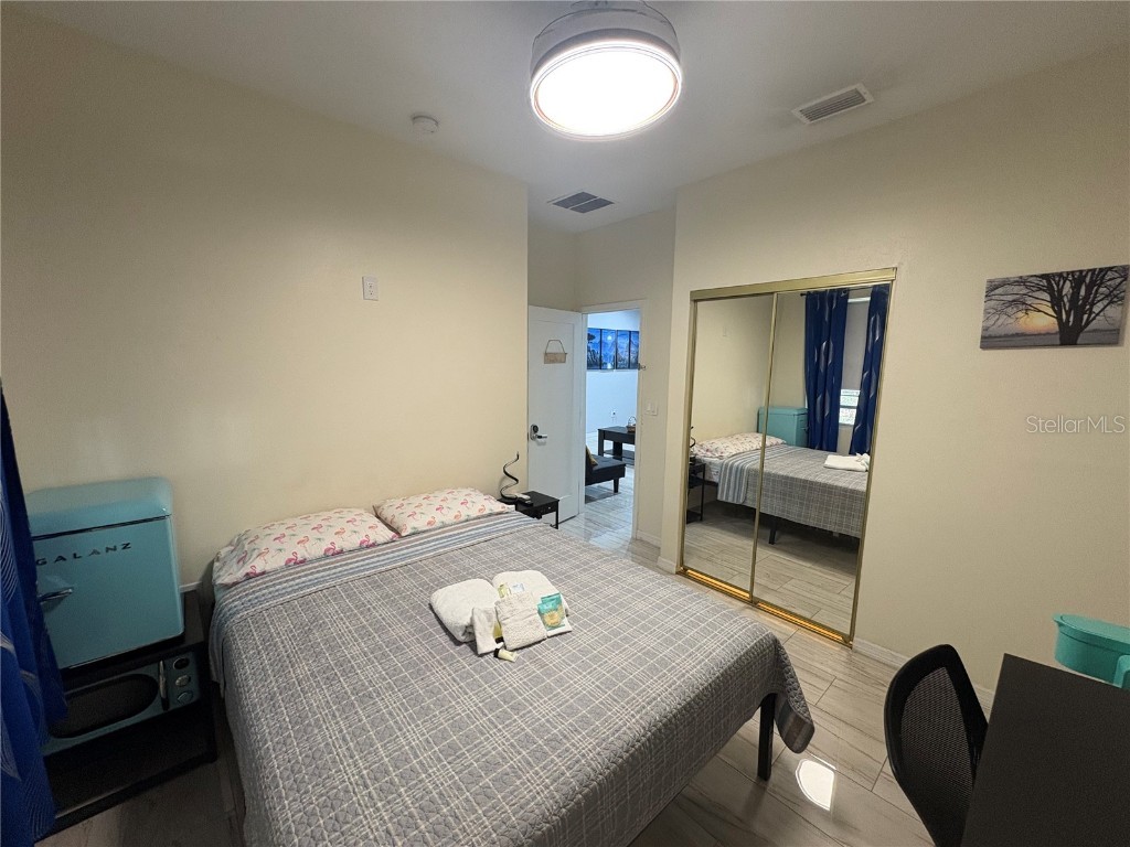 3715 Valley Tree Drive Tampa FL 33610 TB8453789 image11