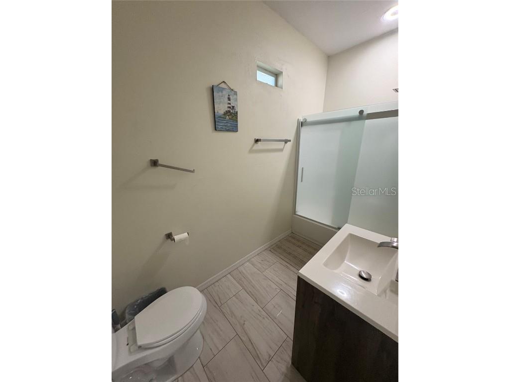 3715 Valley Tree Drive Tampa FL 33610 TB8453789 image12