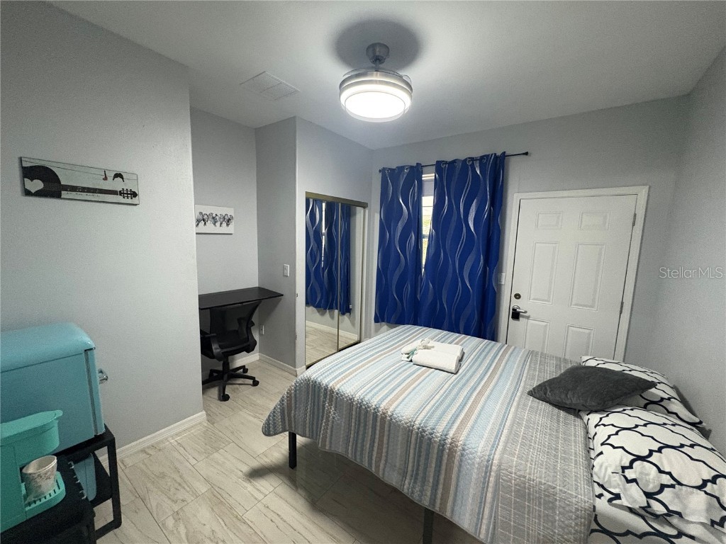 3715 Valley Tree Drive Tampa FL 33610 TB8453789 image16