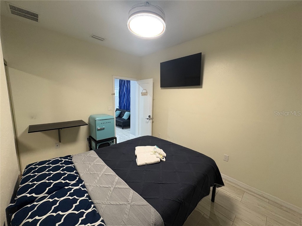 3715 Valley Tree Drive Tampa FL 33610 TB8453789 image19