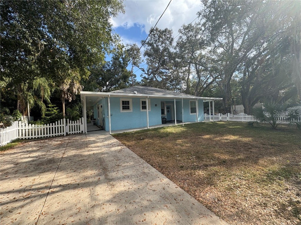 3715 Valley Tree Drive Tampa FL 33610 TB8453789 image2