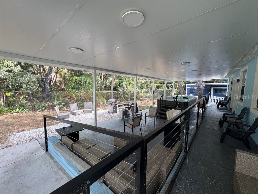 3715 Valley Tree Drive Tampa FL 33610 TB8453789 image24