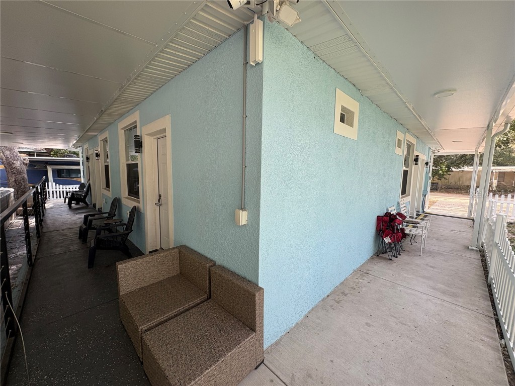 3715 Valley Tree Drive Tampa FL 33610 TB8453789 image26