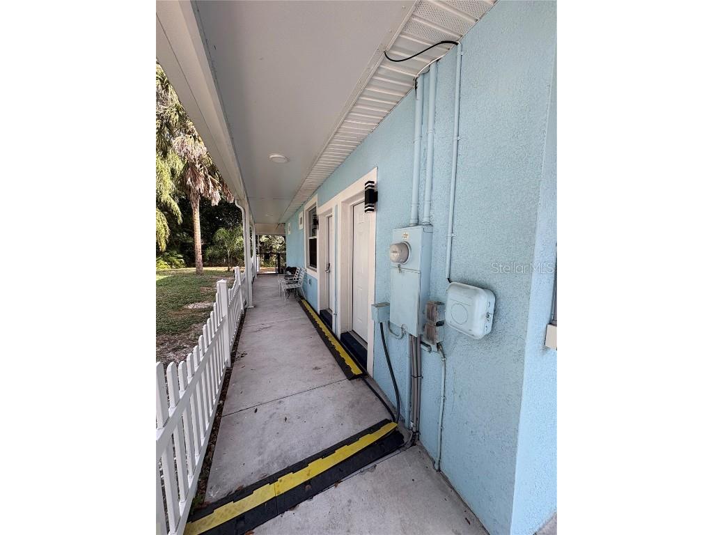 3715 Valley Tree Drive Tampa FL 33610 TB8453789 image4