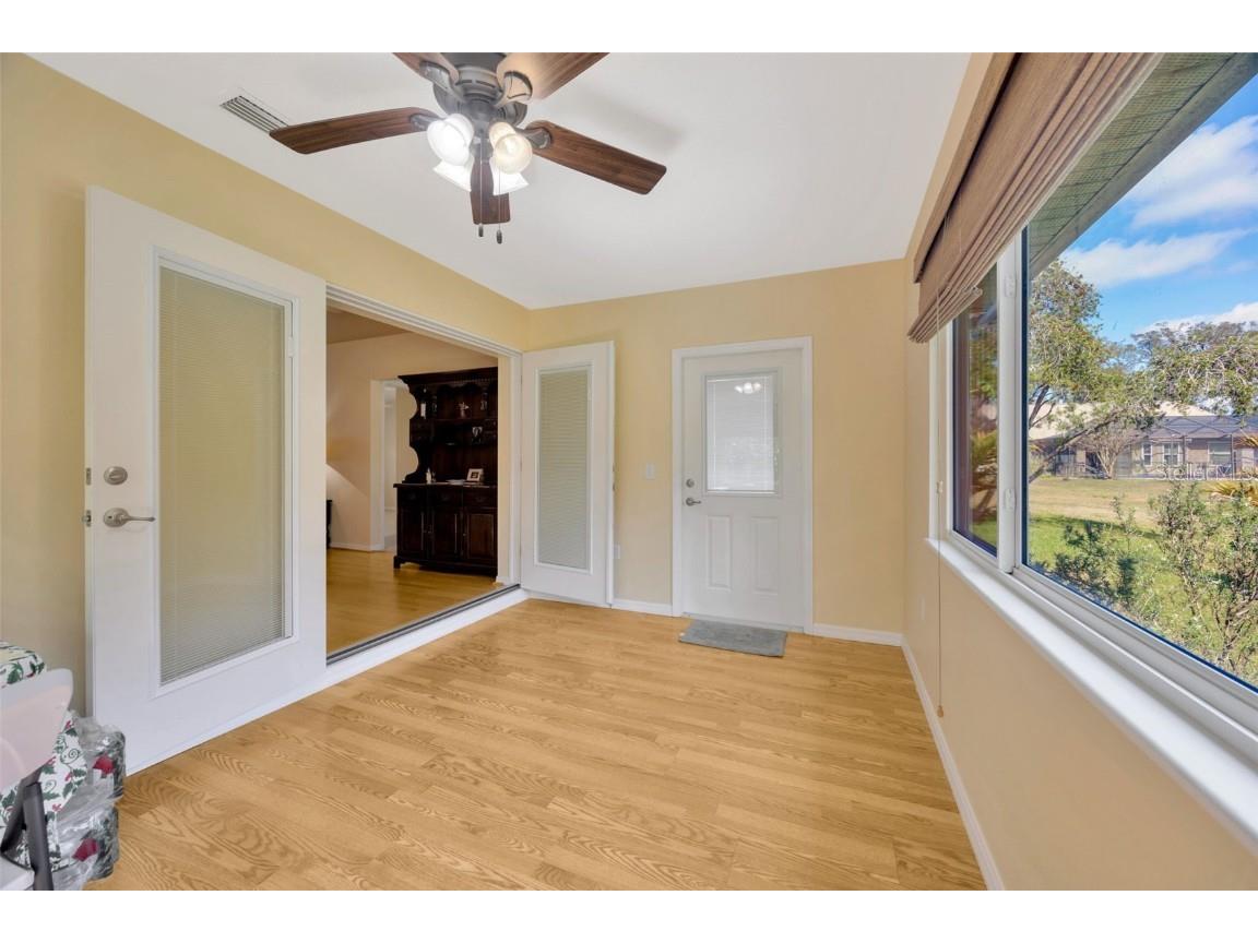 37157 Foxrun Place Zephyrhills FL 33542 TB8453164 image16