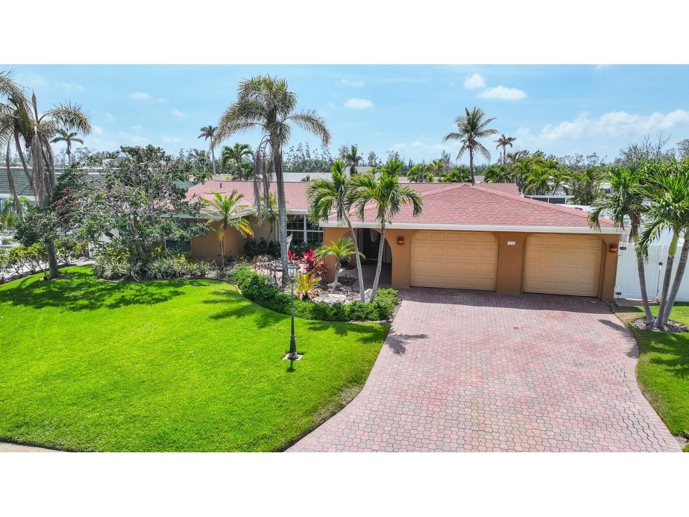 3716 Coconut Terrace Bradenton FL 34210 A4647147 image1