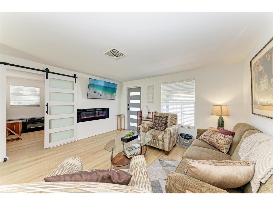 3716 Fruitville Road Sarasota FL 34232 A4670825 image16