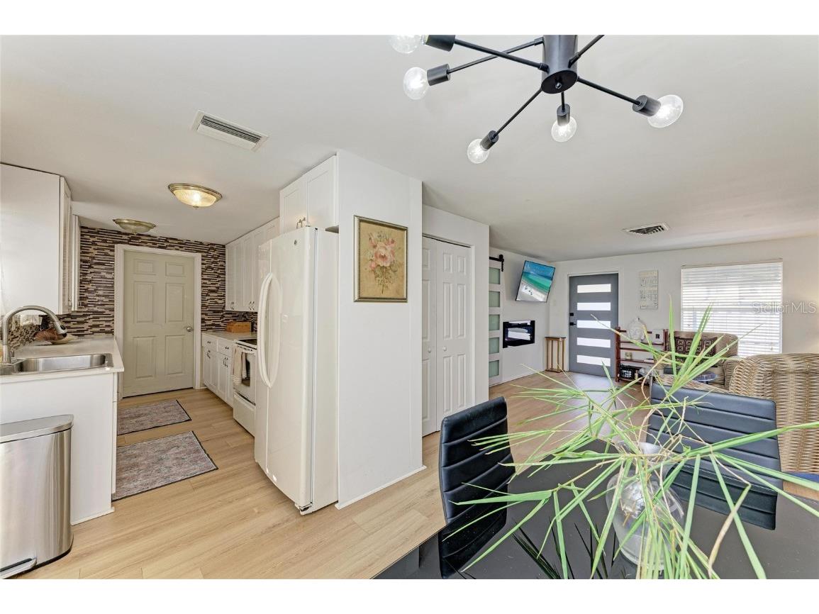 3716 Fruitville Road Sarasota FL 34232 A4670825 image19