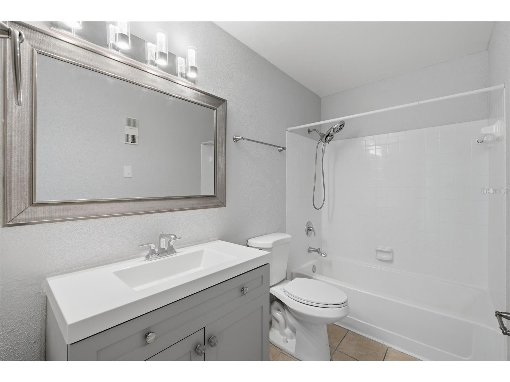 3716 Idlebrook Circle #212 Casselberry FL 32707 O6409955 image16