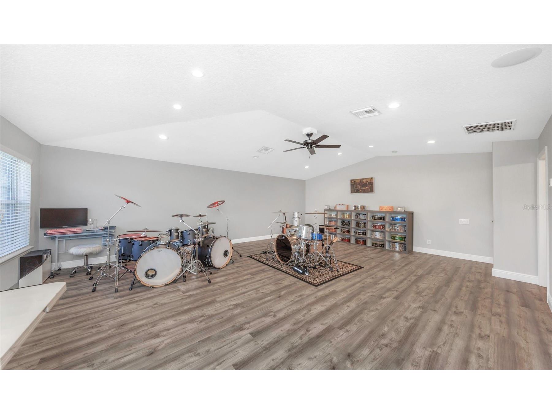 3716 Janus Way Palm Harbor FL 34685 TB8503448 image40