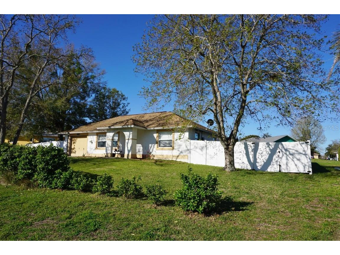 3716 N Goldencup Terrace Beverly Hills FL 34465 OM697592 image1