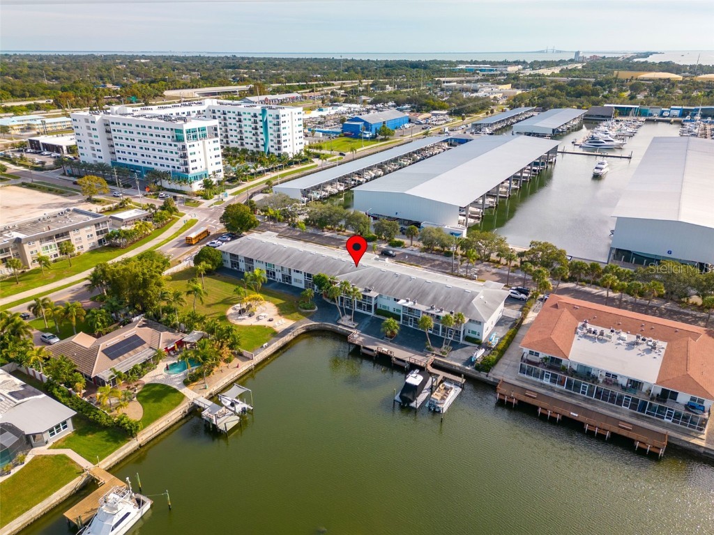 3717 46 Avenue S #8 Saint Petersburg FL 33711 - BOCA CIEGA BAY A4592538 image1