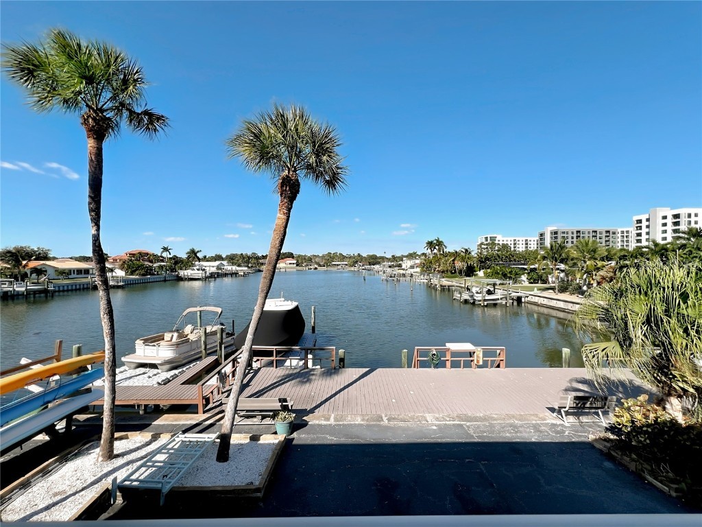 3717 46th Avenue S #11 Saint Petersburg FL 33711 TB8445735 image1