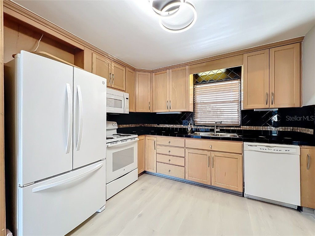 3717 46th Avenue S #11 Saint Petersburg FL 33711 TB8445735 image9