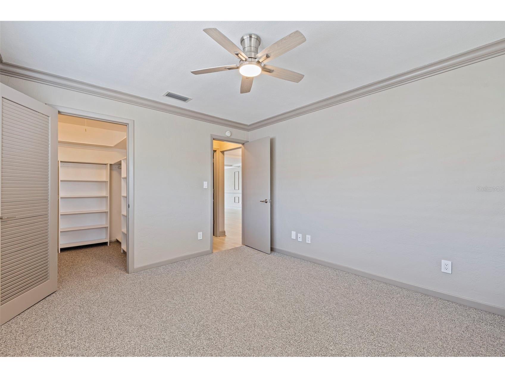 3717 46th Avenue S #11 Saint Petersburg FL 33711 TB8511459 image36