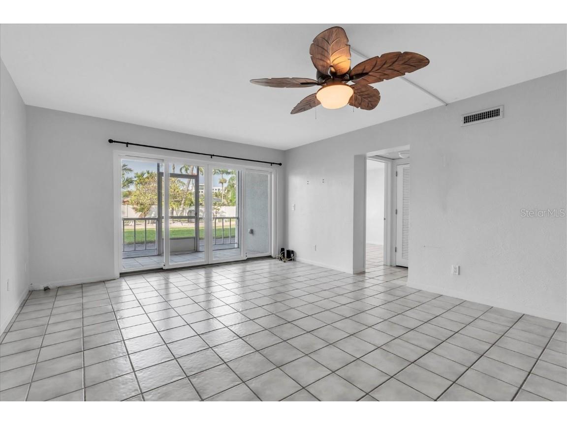 3717 46th Avenue S #6 Saint Petersburg FL 33711 TB8453332 image10