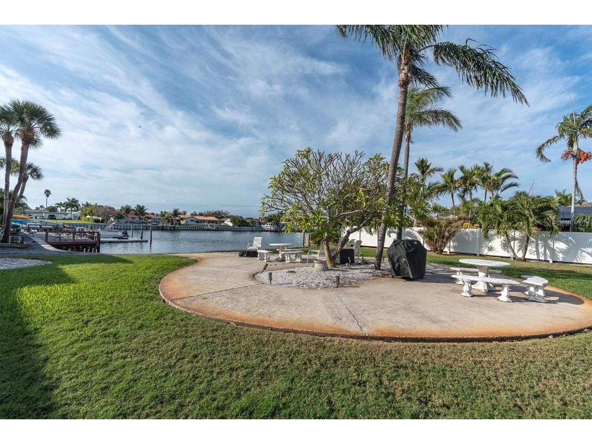 3717 46th Avenue S #6 Saint Petersburg FL 33711 TB8453332 image22