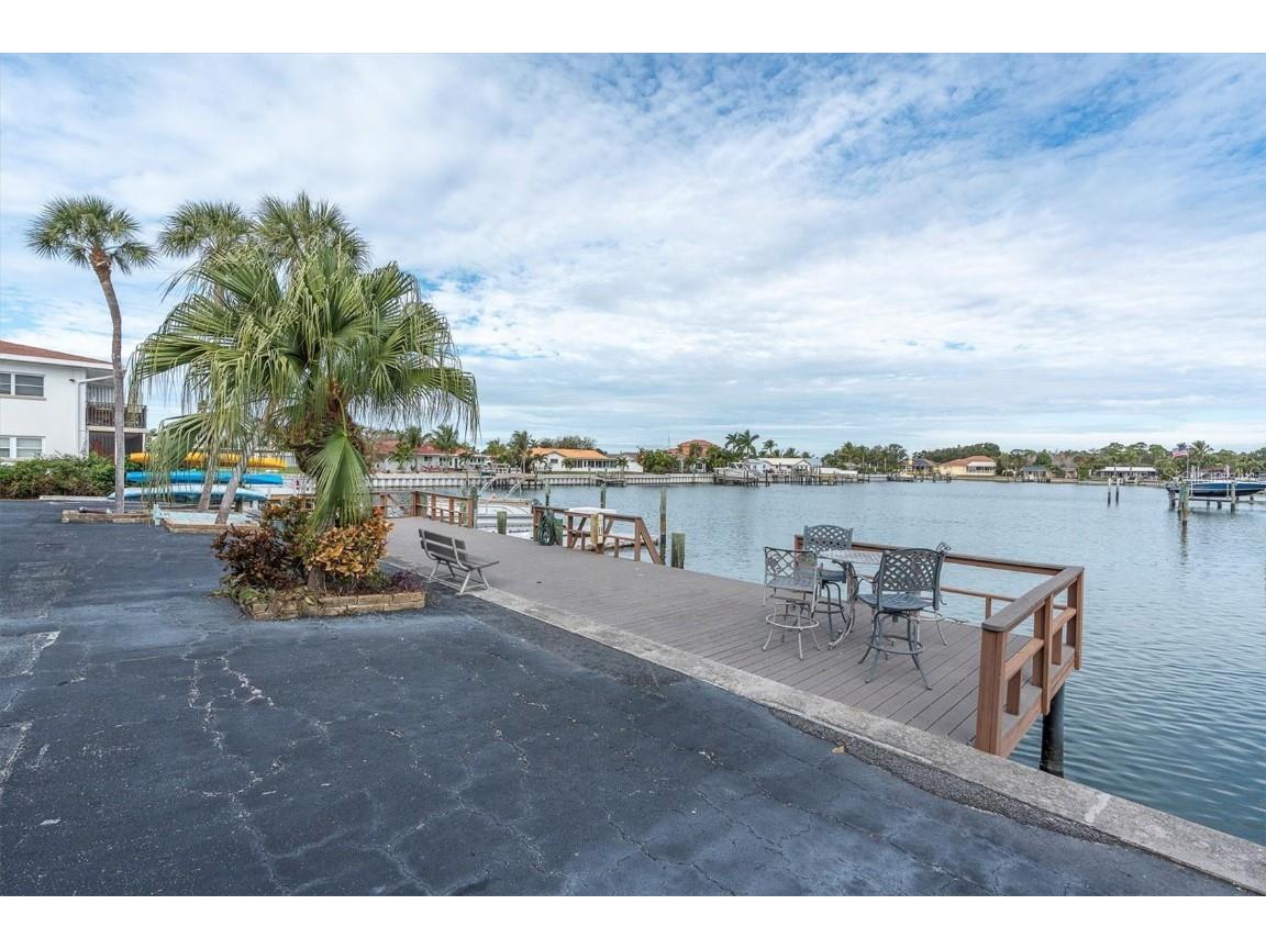 3717 46th Avenue S #6 Saint Petersburg FL 33711 TB8453332 image26