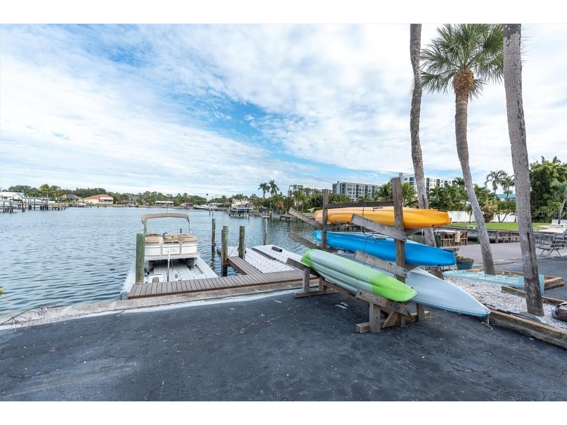 3717 46th Avenue S #6 Saint Petersburg FL 33711 TB8453332 image27