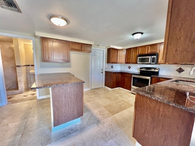 3717 Cedarwood Drive Holiday FL 34691 W7880413 image16