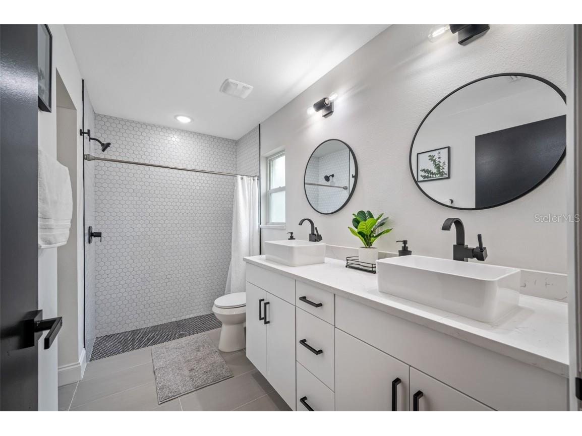 3717 E Clifton Street Tampa FL 33610 TB8408829 image5