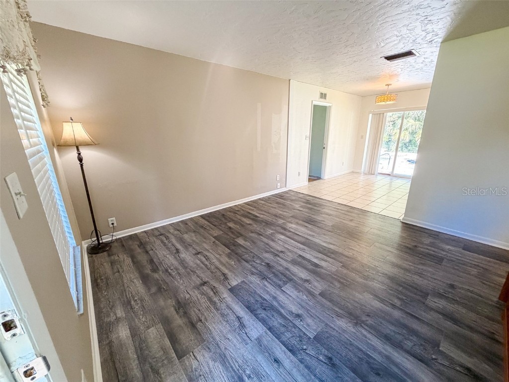 3717 NE 5th Street Ocala FL 34470 OM711772 image4