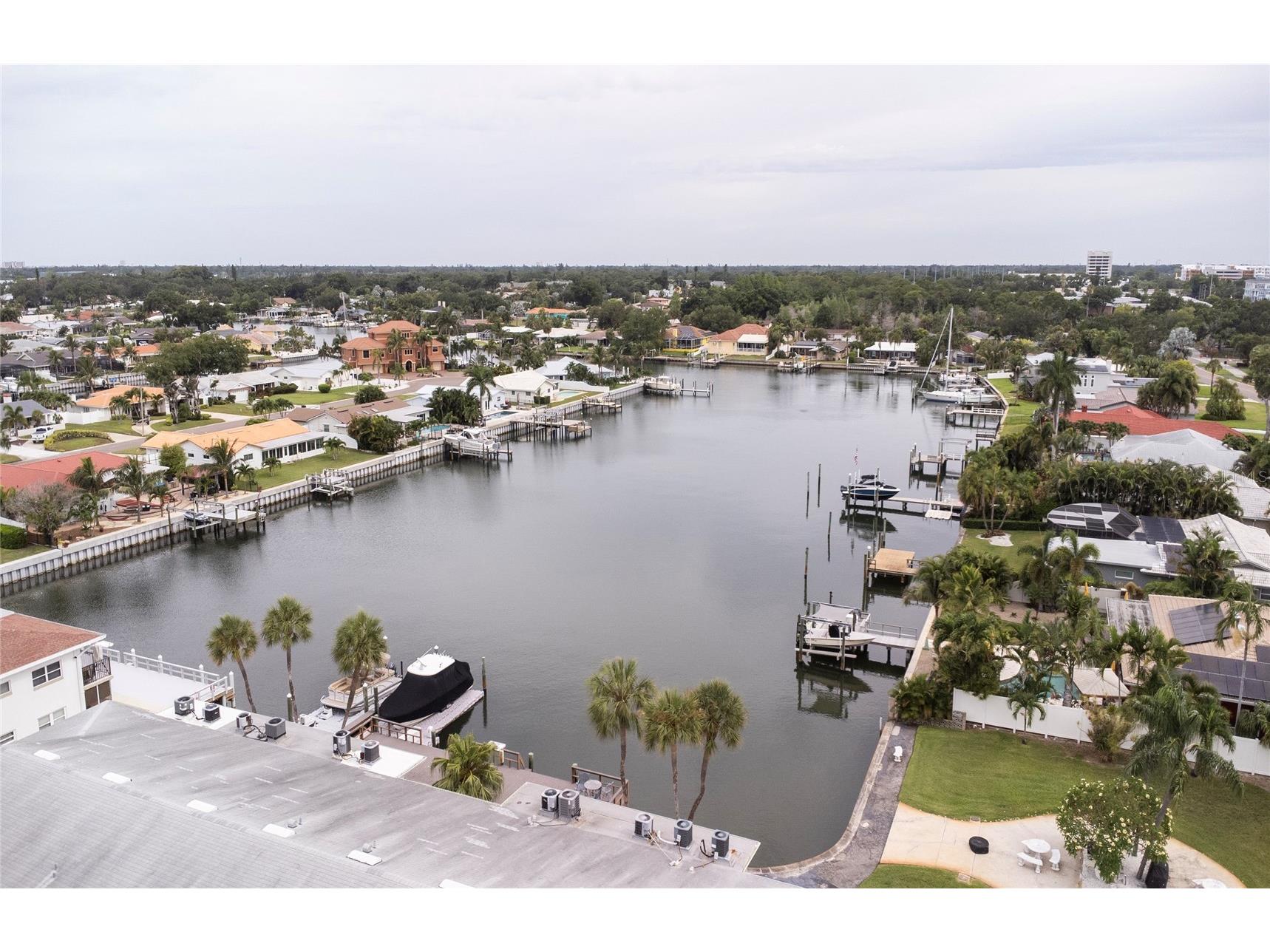 3717 S 46th Avenue S #8 Saint Petersburg FL 33711 TB8517045 image18