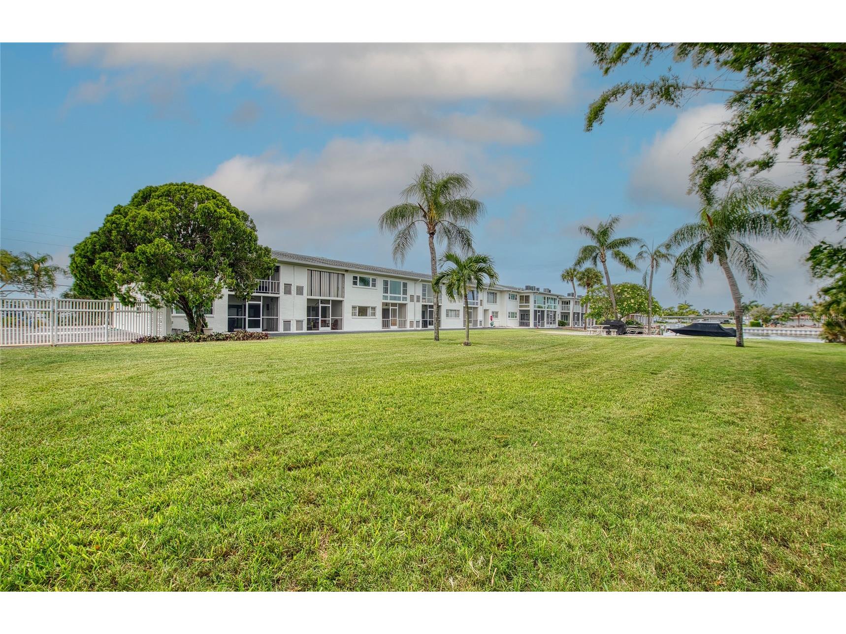 3717 S 46th Avenue S #8 Saint Petersburg FL 33711 TB8517045 image26