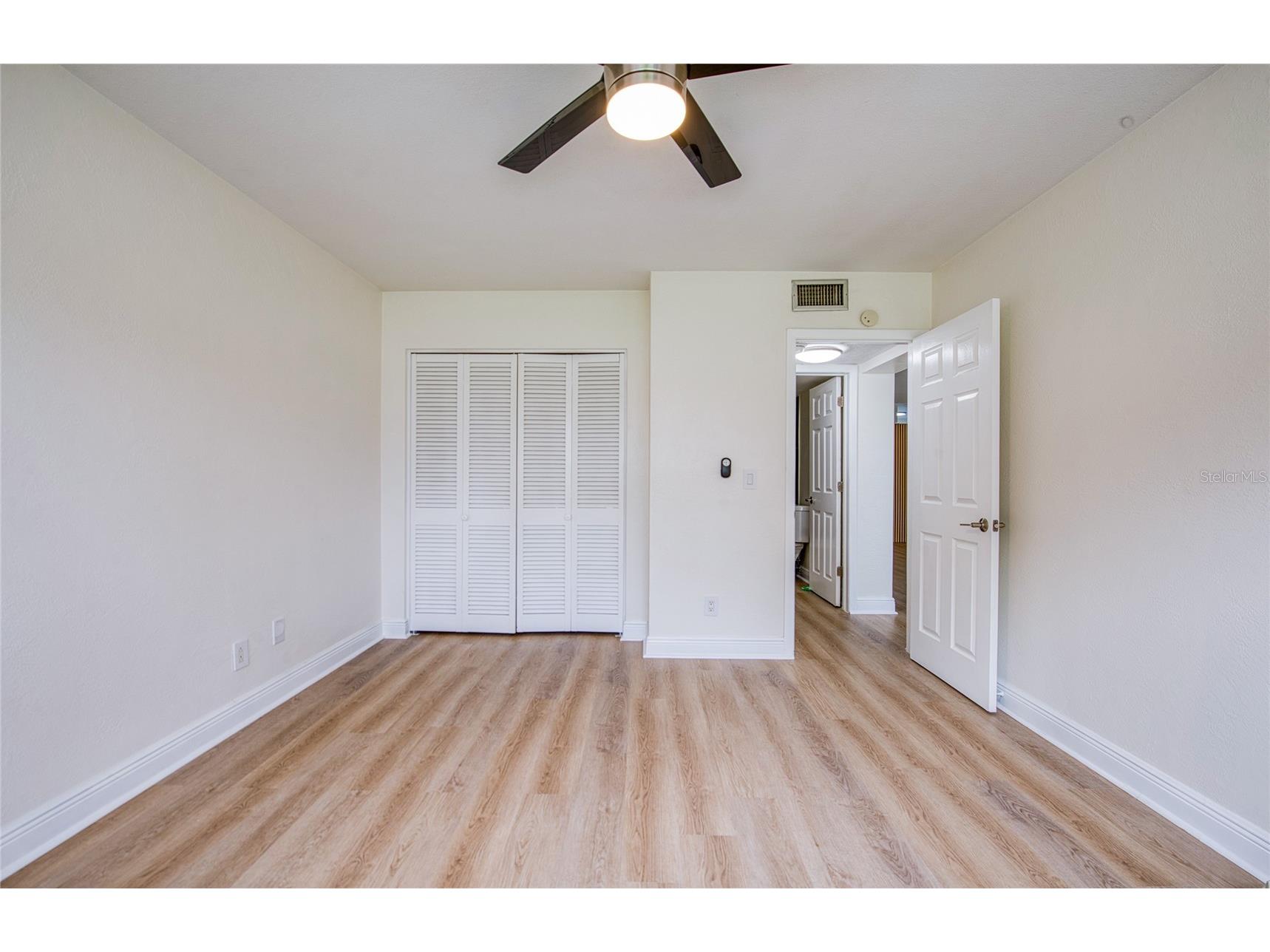 3717 S 46th Avenue S #8 Saint Petersburg FL 33711 TB8517045 image32