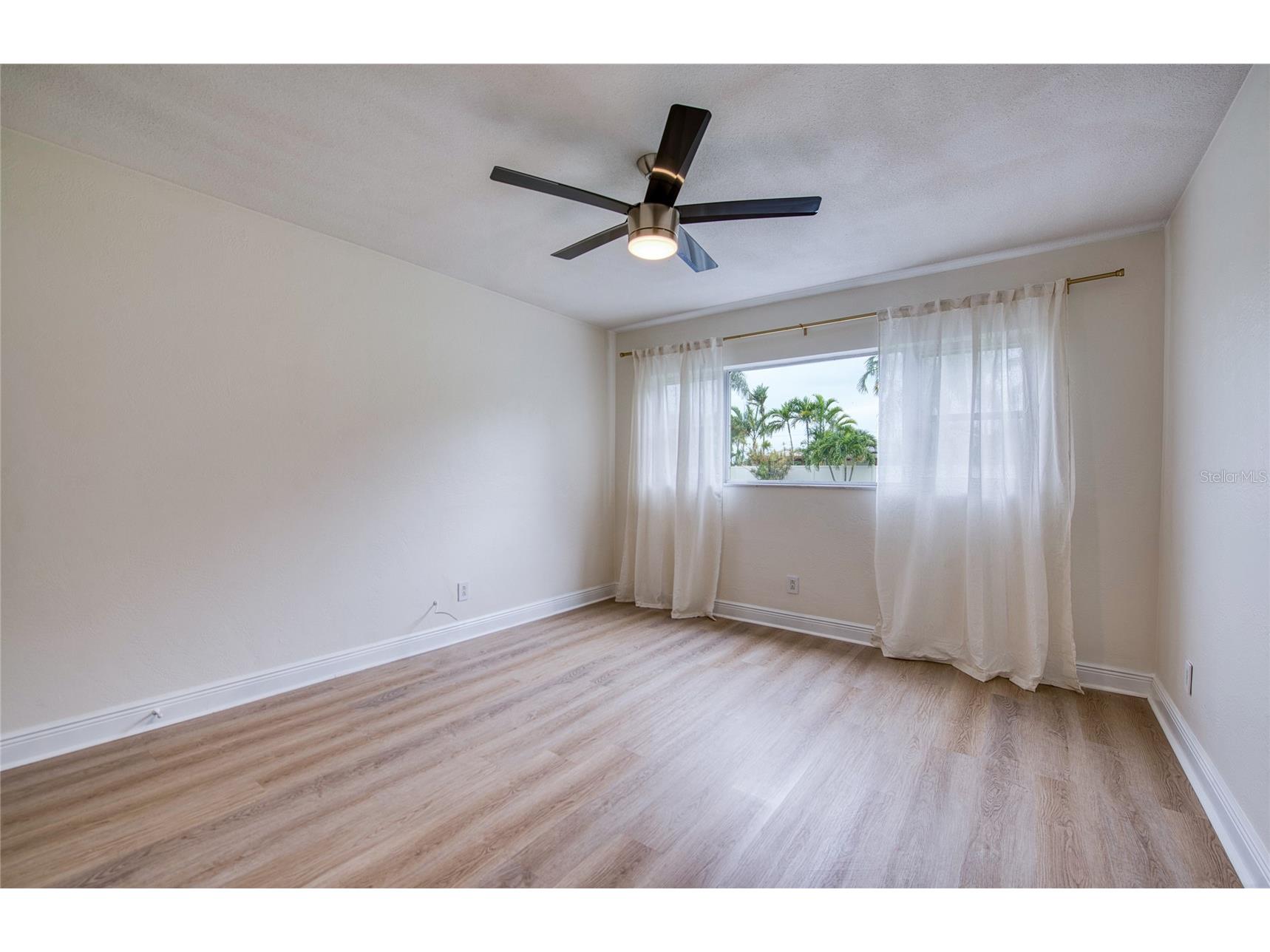 3717 S 46th Avenue S #8 Saint Petersburg FL 33711 TB8517045 image33