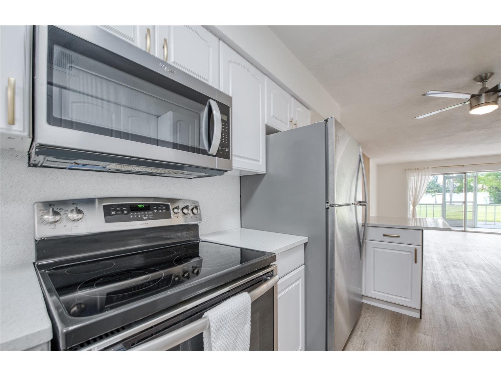3717 S 46th Avenue S #8 Saint Petersburg FL 33711 TB8517045 image40