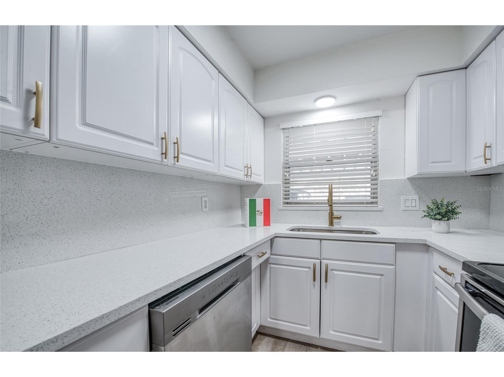 3717 S 46th Avenue S #8 Saint Petersburg FL 33711 TB8517045 image42