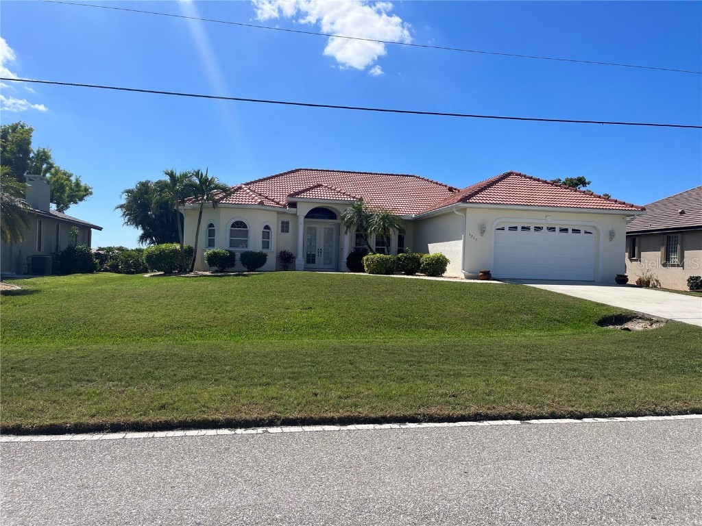 3717 Tripoli Boulevard Punta Gorda FL 33950 J986132 image1