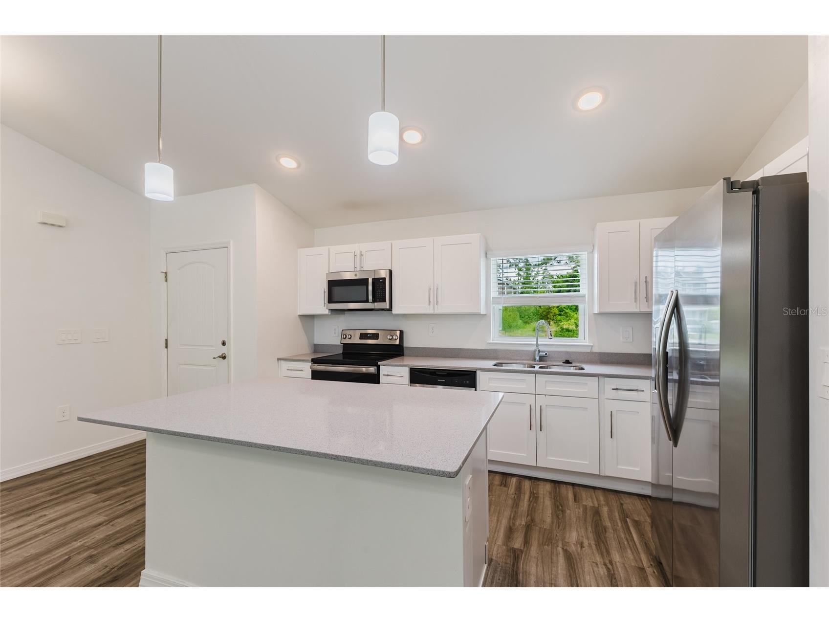 3717 Village Avenue North Port FL 34291 A4690046 image4