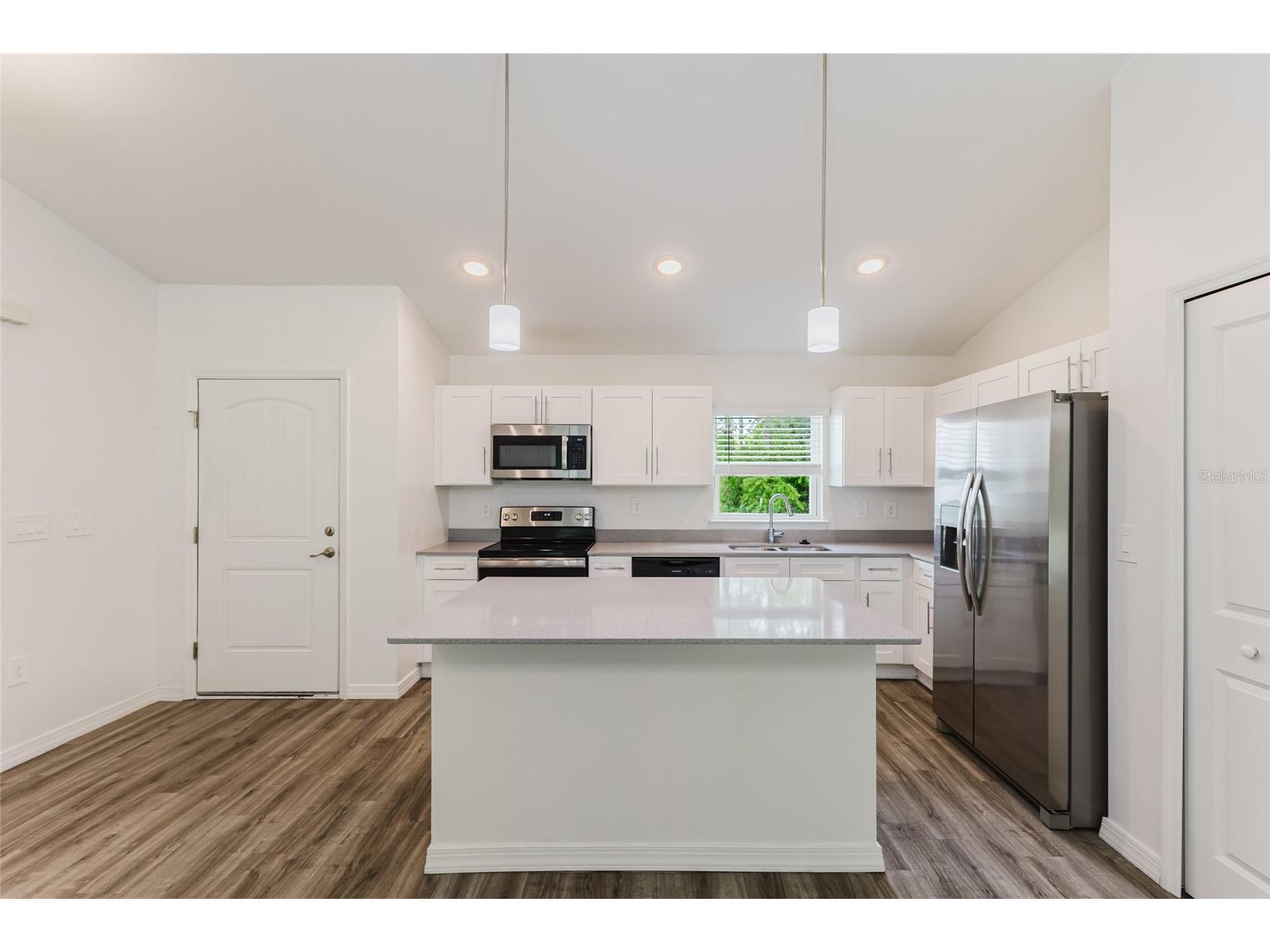 3717 Village Avenue North Port FL 34291 A4690046 image6