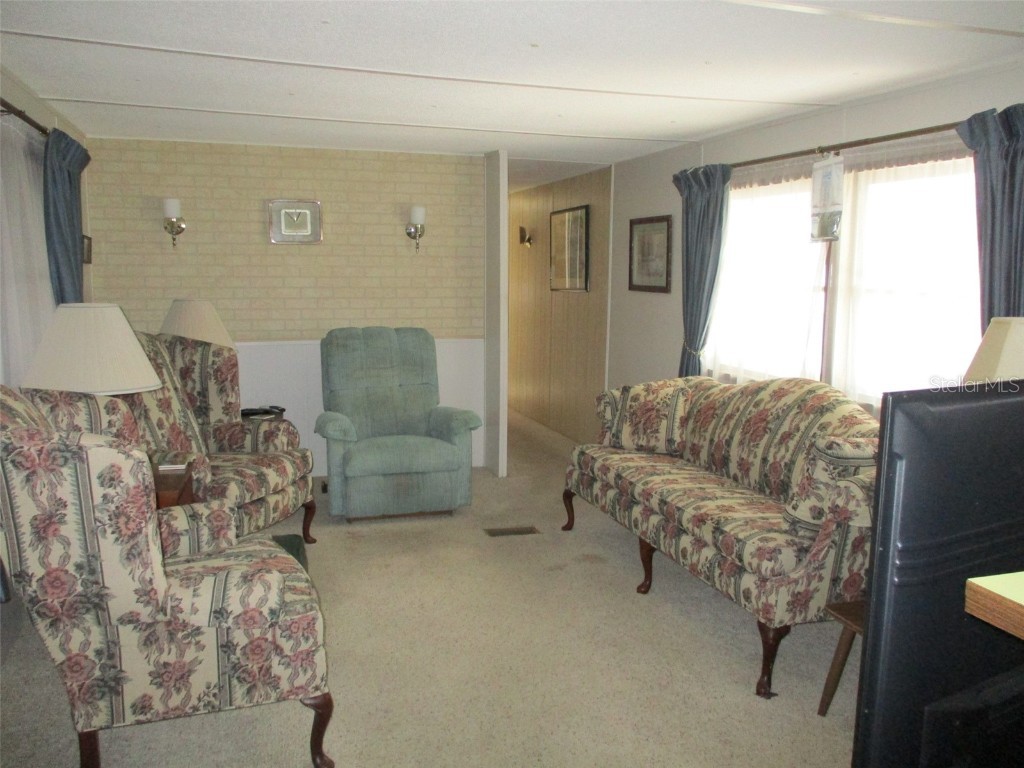 3718 Castle Drive Zephyrhills FL 33540 TB8460096 image14