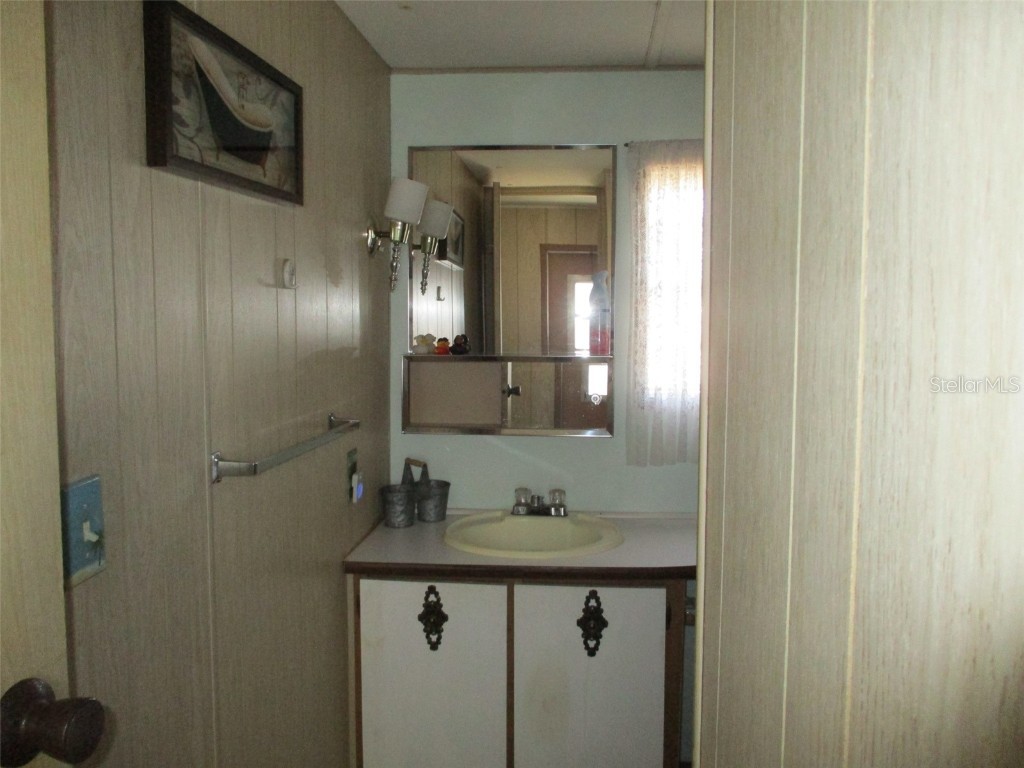 3718 Castle Drive Zephyrhills FL 33540 TB8460096 image16