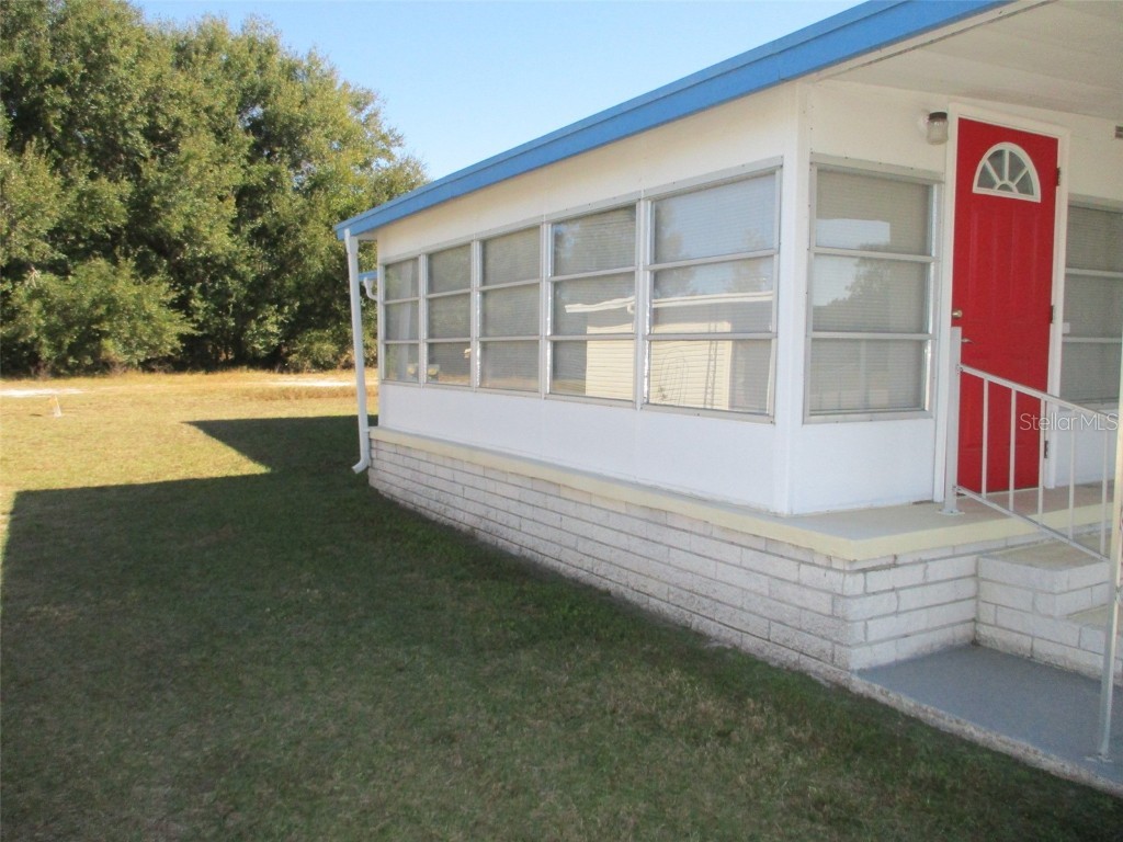 3718 Castle Drive Zephyrhills FL 33540 TB8460096 image3