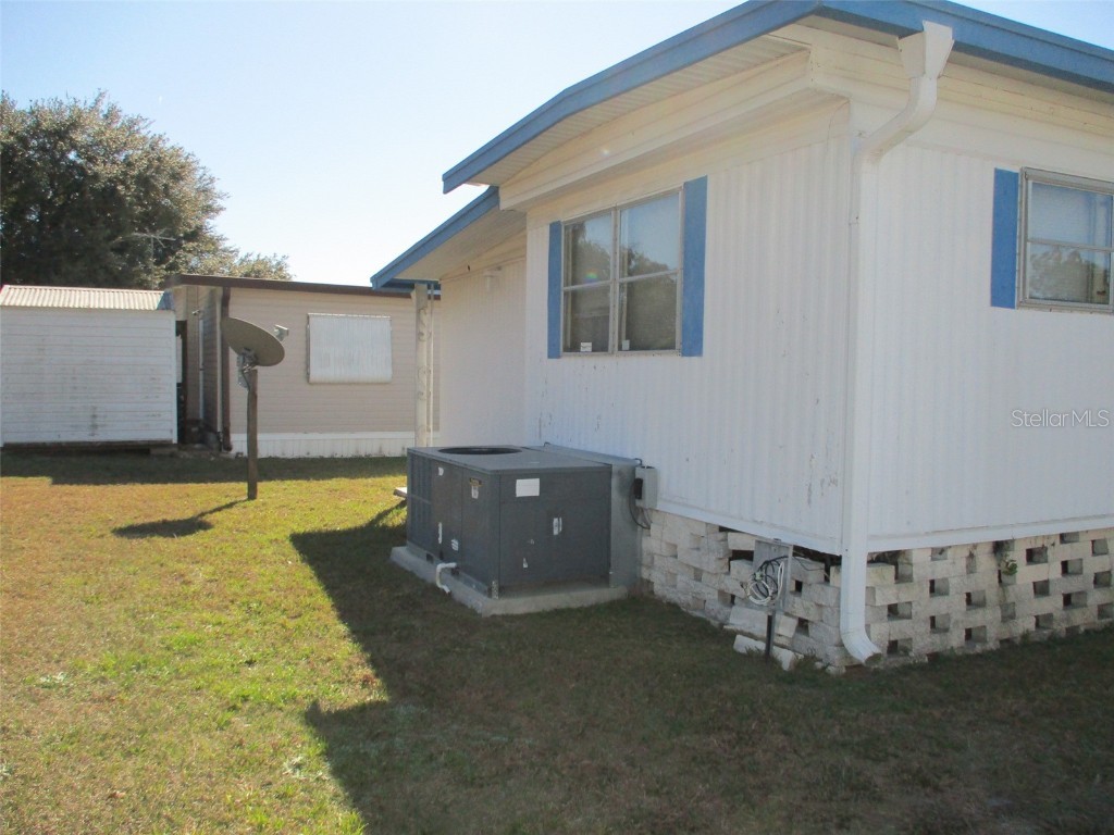 3718 Castle Drive Zephyrhills FL 33540 TB8460096 image5