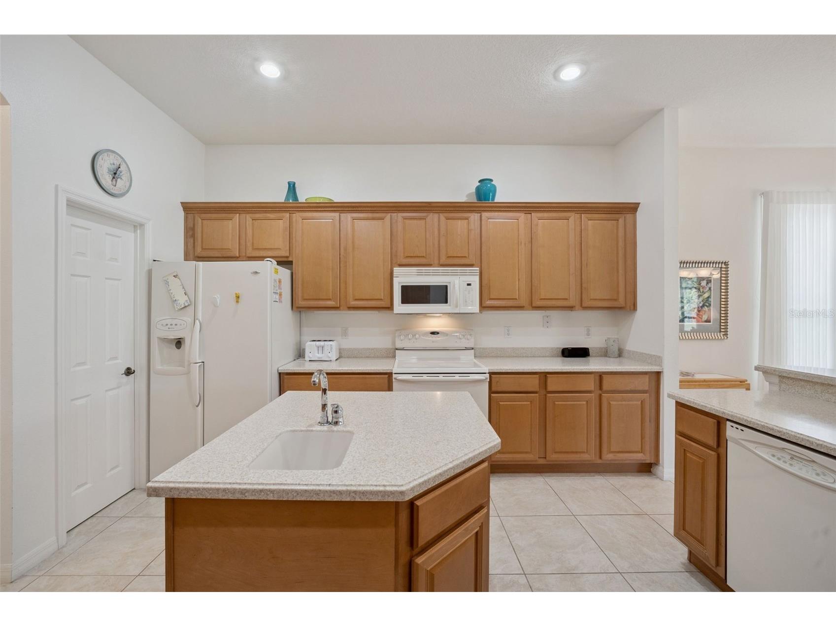 3719 Belle Rose Drive Leesburg FL 34748 - LAKE LESSMAN G5111171 image13