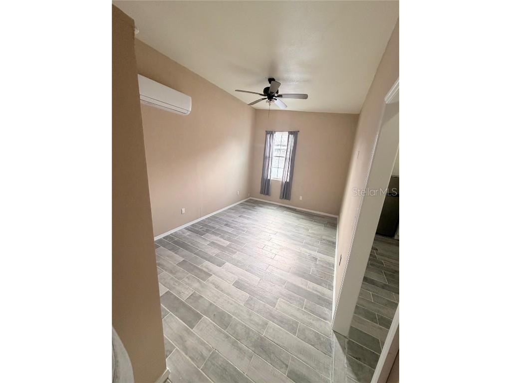 3719 Meadowbreeze Drive Tampa FL 33619 TB8455798 image3