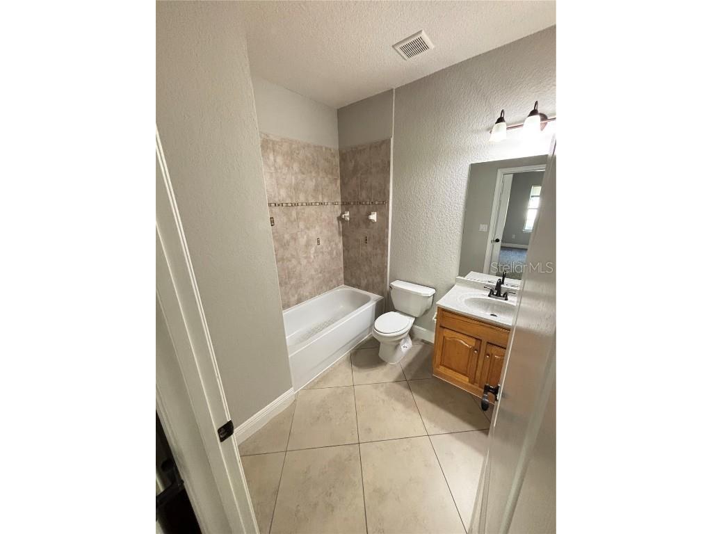 3719 S Lake Orlando Parkway #05 Orlando FL 32808 O6366681 image19