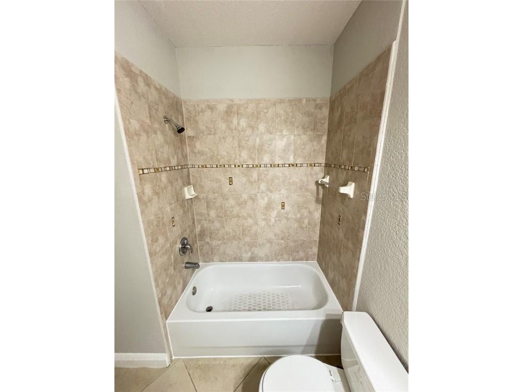 3719 S Lake Orlando Parkway #05 Orlando FL 32808 O6366681 image20