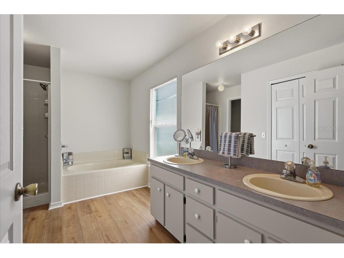 372 Lake Daisy Cir Winter Haven FL 33884 P4939239 image22